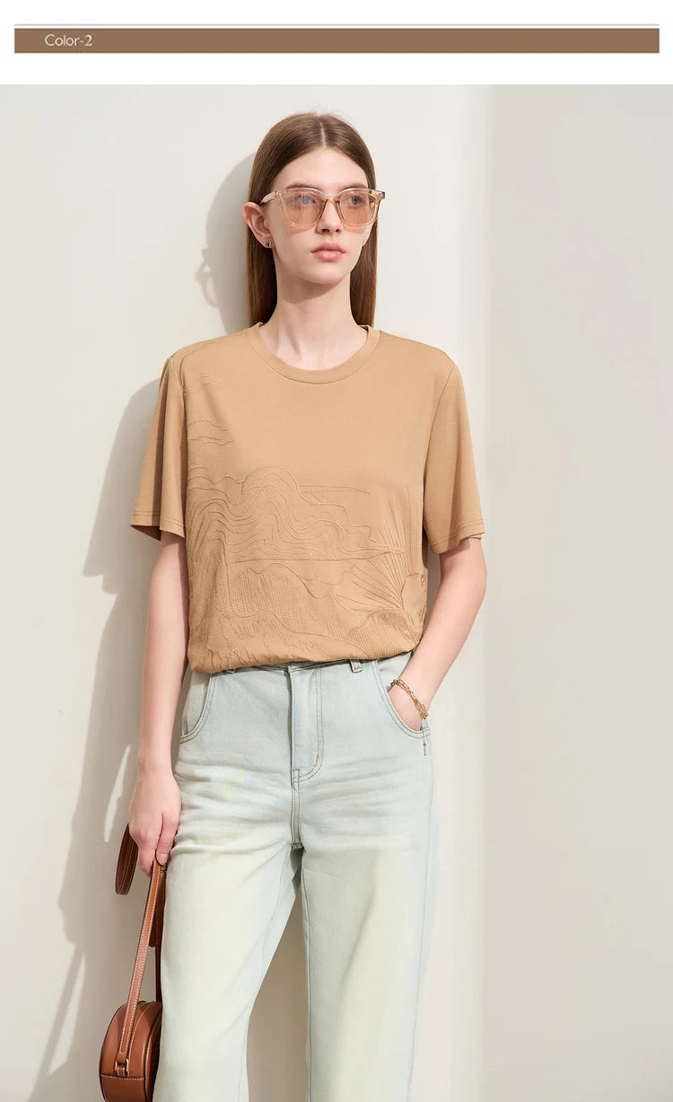 Damen T-Shirt mit minimalistischer Stickerei im lässigen Stil für den Sommer