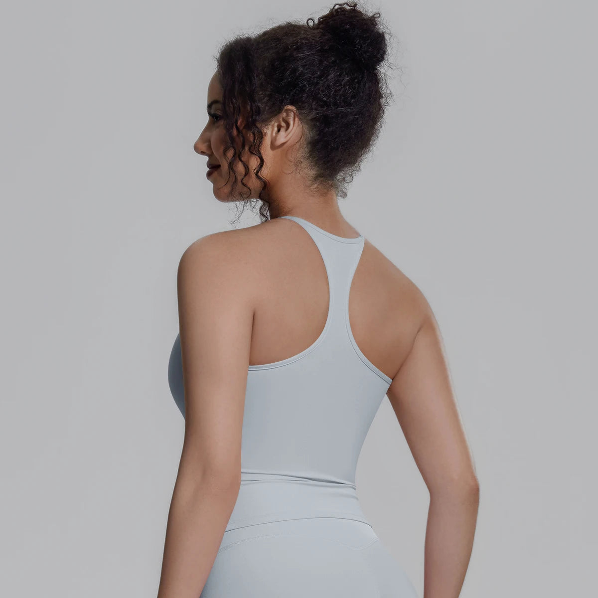 Damen-Sportweste mit Racerback, hellgrau, mit Brustpolster, Rückansicht