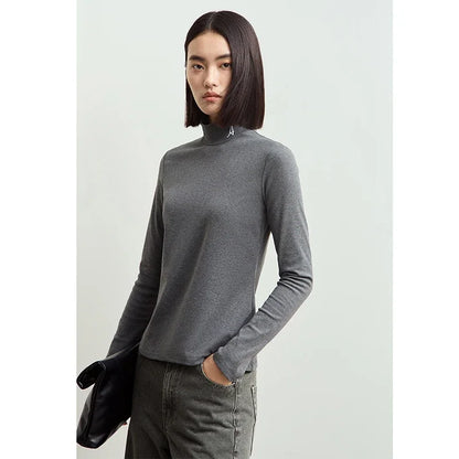 Damen Rollkragen-T-Shirt aus besticktem Fleece für warme Wintertage