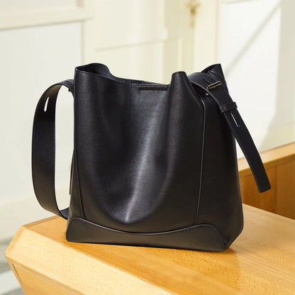 Damen Schultertasche aus Leder im klassischen Stil Große Tote für Büro
