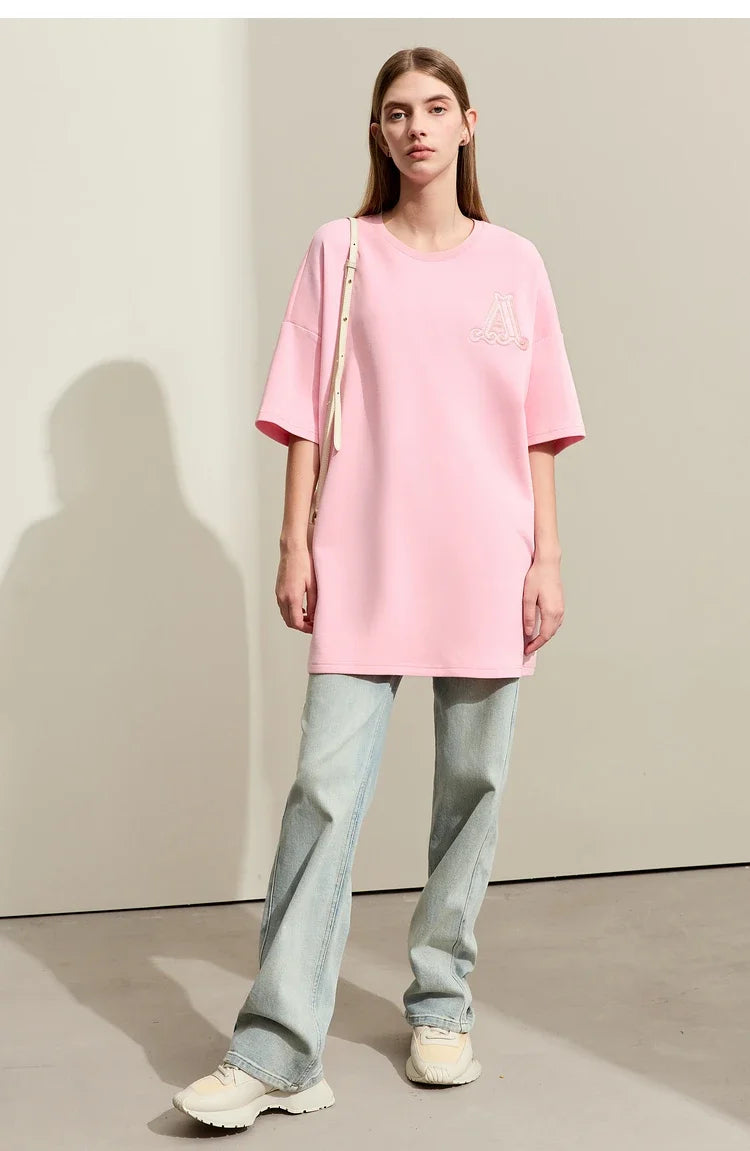 Damen Rundhals-T-Shirt im minimalistischen Stil mit lässiger Stickerei und kurzen Ärmeln