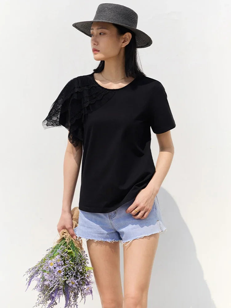 Damen T-Shirt aus mercerisierter Baumwolle im minimalistischen Patchwork-Stil mit Spitze