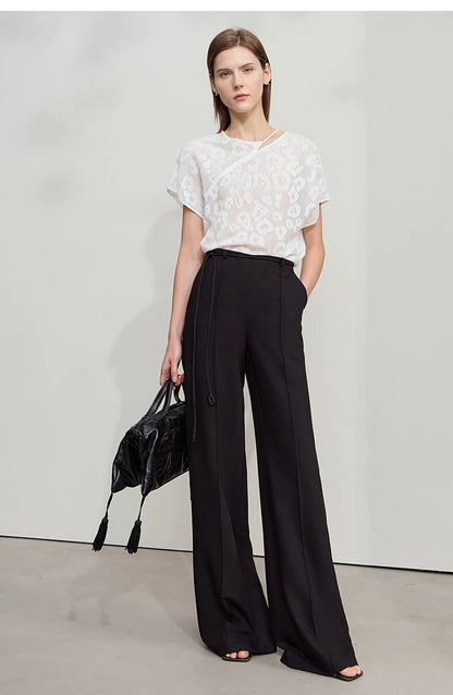 Damen-T-Shirt aus hellem Jacquard mit Blumenmuster und Rundhalsausschnitt