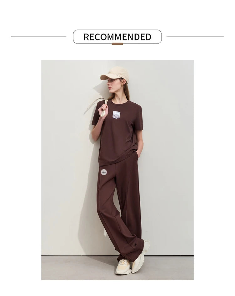Damen T-Shirt aus Baumwolle mit lässigem O-Ausschnitt und modischer Stickerei