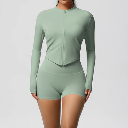 Yoga-Set für Damen, hellgrüne Langarmjacke mit Reißverschluss und Shorts