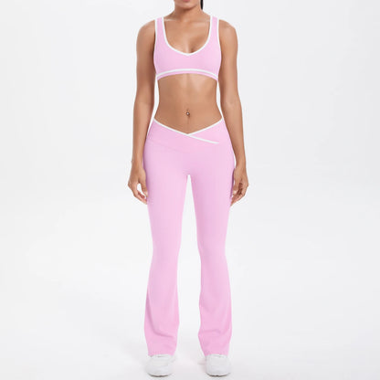 Yoga-Set aus rosafarbenem Sport-BH und hochbundigen Leggings