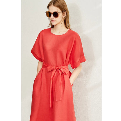 Elegantes Damenkleid Aus Leinen Komfortabel Stylisch Büromode