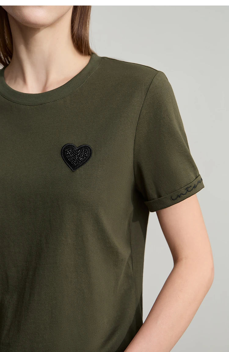Damen T-Shirt im minimalistischen Stil mit bestickten Liebesperlen für den Sommer