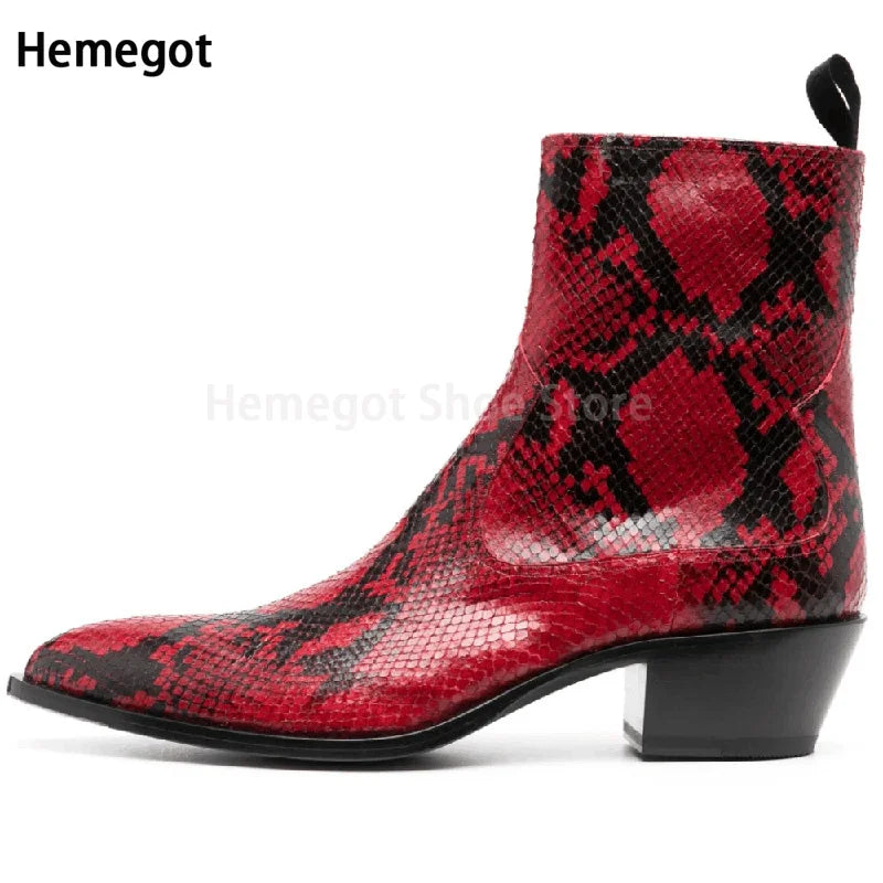 Chelsea-Boots mit spitzem Zeh, Schlangenprint in Rot/Schwarz, seitlicher Elastikeinsatz