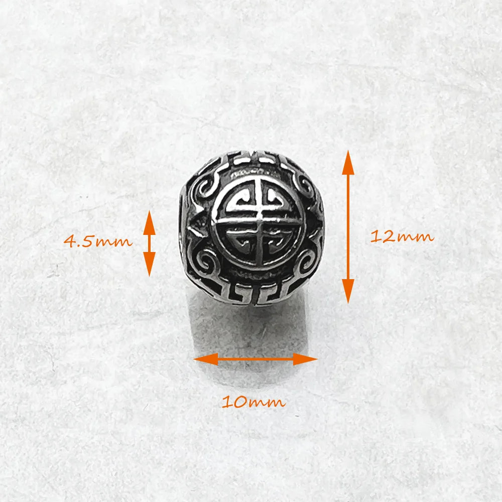 Silberner runder Charm mit Ethno-Ornament, Größenangaben