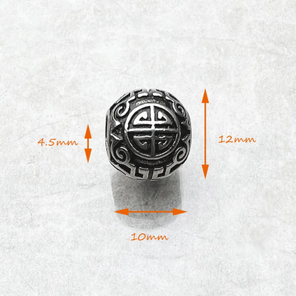 Silberner runder Charm mit Ethno-Ornament, Größenangaben