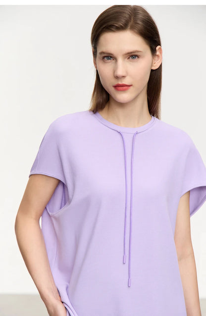 Damen T-Shirt im minimalistischen Stil mit lässigen kurzen Ärmeln