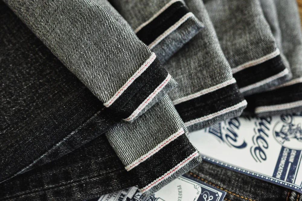 Herren Jeans aus Denim im Distressed Look mit gerader Passform