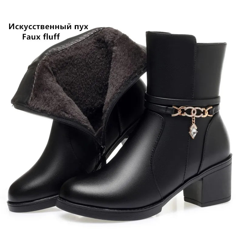 AIYUQI Women Snow Boots Winter 2025 New Genuine Leather Women Ankle Boots Round Toe Large Size Wool Women's Short Booties