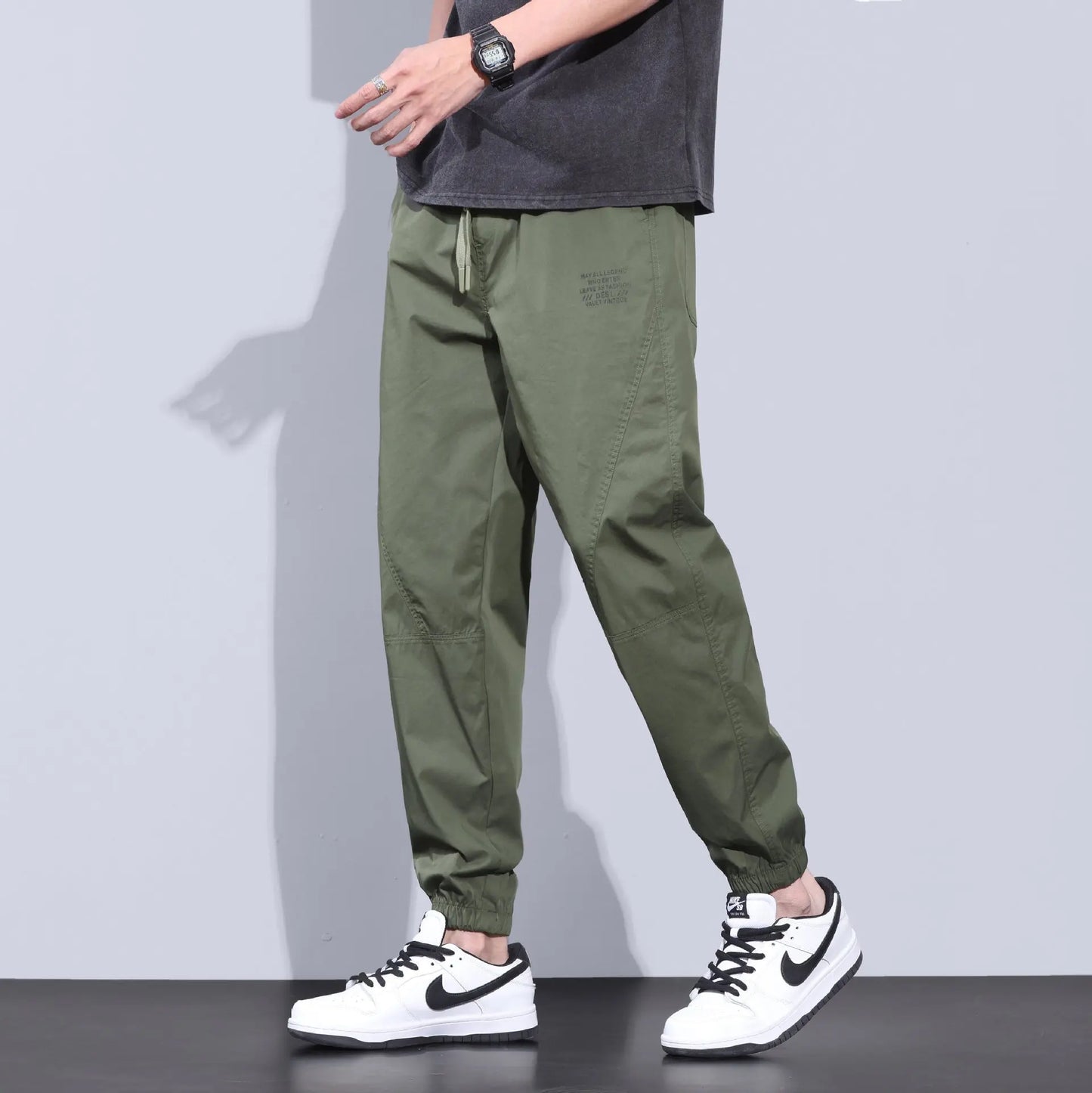 Herren Hosen im lässigen Stil mit elastischer Taille und Kordelzug