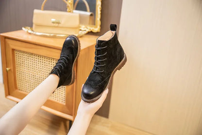 Damen-Ankleboots aus Leder, schnürbar, schwarz, mit Profilsohle