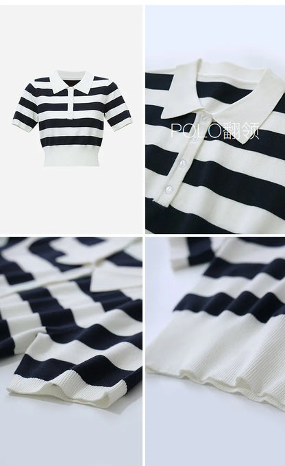 Gestreiftes Polo-Stricktop mit Knopfleiste und kurzem Ärmel, Schwarz-Weiß