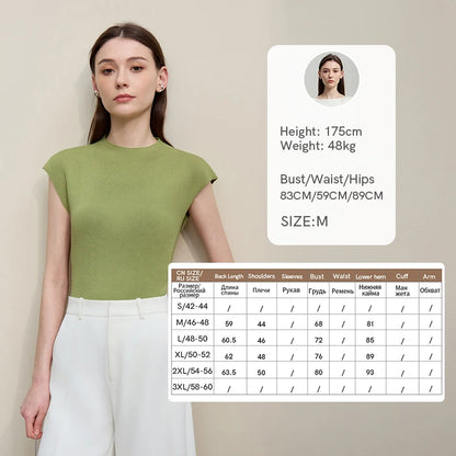 Damen Stricktop mit Mockneck, kurzem Arm und asymmetrischem Saum, olivgrün