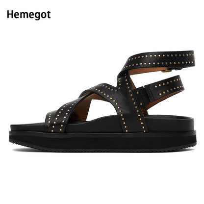 Schwarze Herren-Ledersandalen mit Nieten, verstellbarer Schnalle und Plateau-Sohle