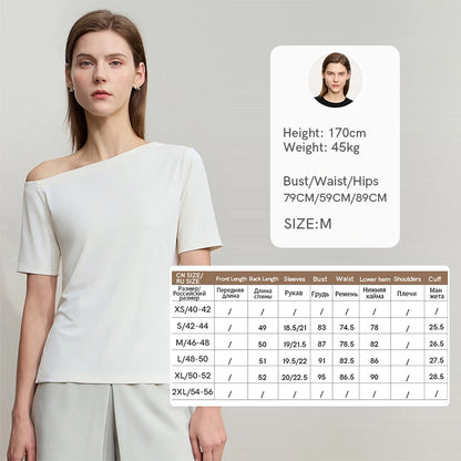 Damen T-Shirt im minimalistischen Stil mit klassischer Slim Fit Passform