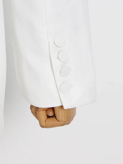 Elegantes ärmelloses Minikleid mit Rundhalsausschnitt und Patchwork-Schal für Damen – figurbetontes Design.
