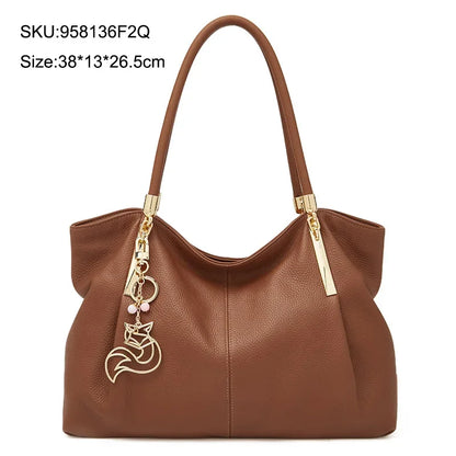 Damen Schultertasche aus Genuine Leather im eleganten Stil