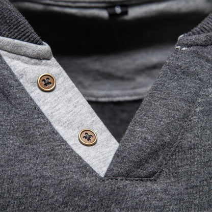 Dunkelgraues Henley-Langarmshirt: V-Ausschnitt mit Knöpfen in Hellbraun