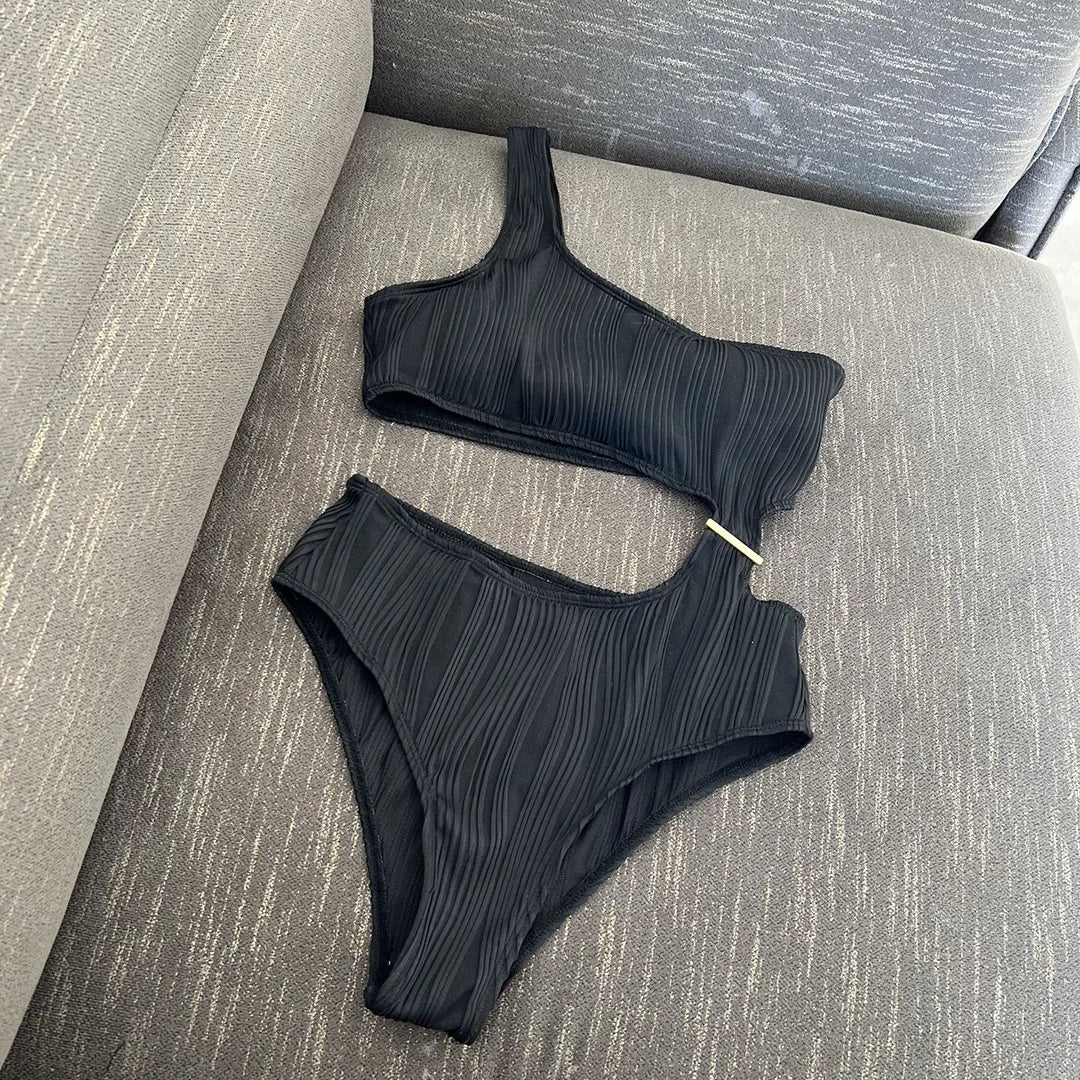 Damen Badeanzug asymmetrisch Cut-Out gerüscht One-Shoulder gepolstert