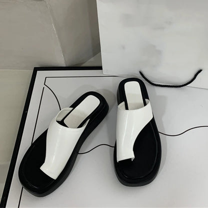 AIYUQI 2025, neue Damen-Hausschuhe, Slip-on-Strandschuhe mit flachen Sohlen, große Damensandalen mit dicken Sohlen