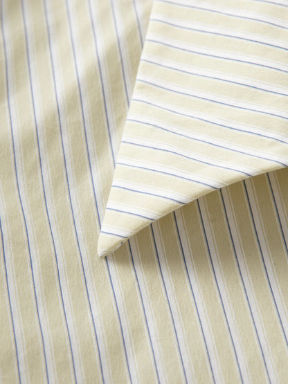 Kurvenbetonende Damen Wickelbluse mit V-Ausschnitt – Luftiges Sommer-Design mit Streifen für Büro & Freizeit