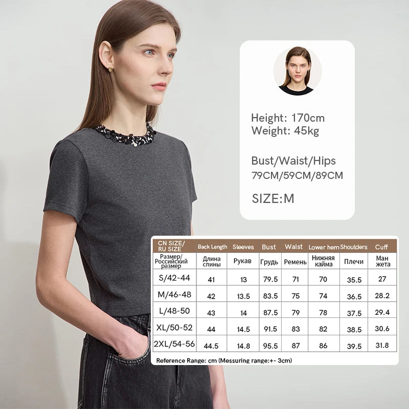 Damen Kurz-T-Shirt im minimalistischen Stil mit elastischen Perlen und Pailletten-Dekoration