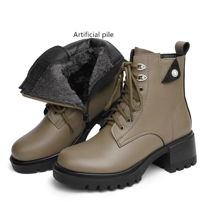 Beige Damen-Winterstiefeletten mit Schnürung, warmem Futter und Profilsohle
