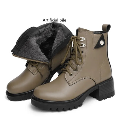 Beige Damen-Winterstiefeletten mit Schnürung, warmem Futter und Profilsohle