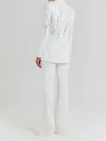 Elegantes Damen-Zweiteiler-Set mit langärmligem Kragenoberteil und hoch taillierter Hose mit Diamantdetails und Schlitz.