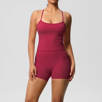 Damen Sportset: ärmelloses Top und Shorts, dunkelrot, figurformend