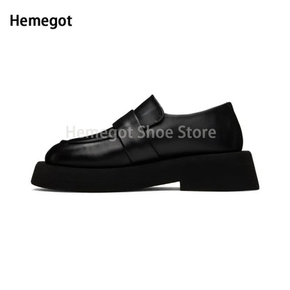 Herren-Slipper mit dicker Sohle, schwarzes Leder, Slip-On-Loafer mit breitem Riemen