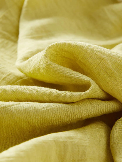 Kurzärmeliges T-Shirt im minimalistischen Stil mit Buchstabenstickerei – vielseitiges, lässiges Modeoberteil für den Sommer