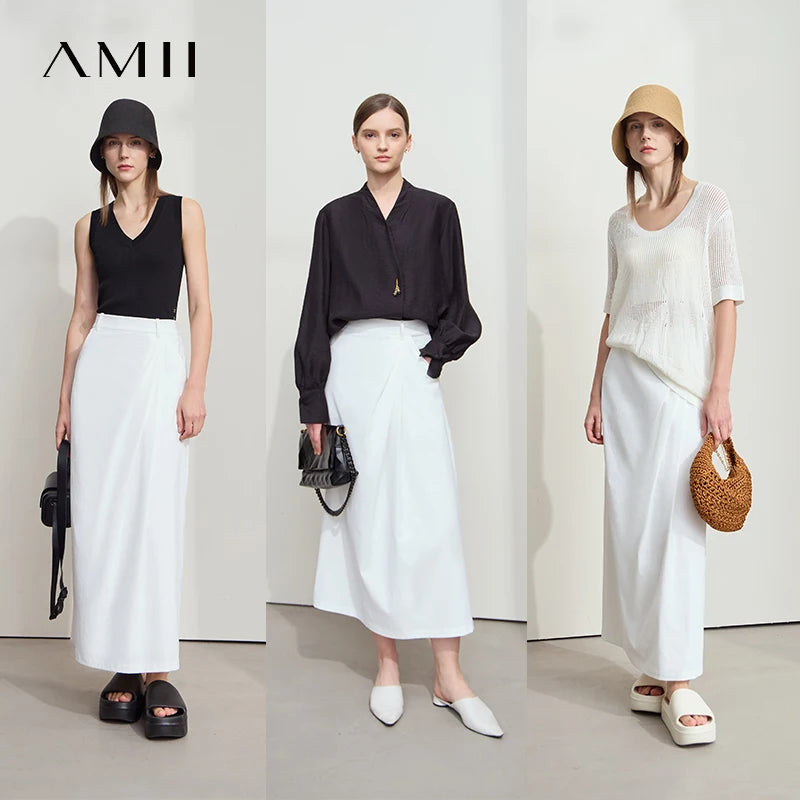 Asymmetrischer Plisseerock in Schwarz und Weiß, Midi-Länge