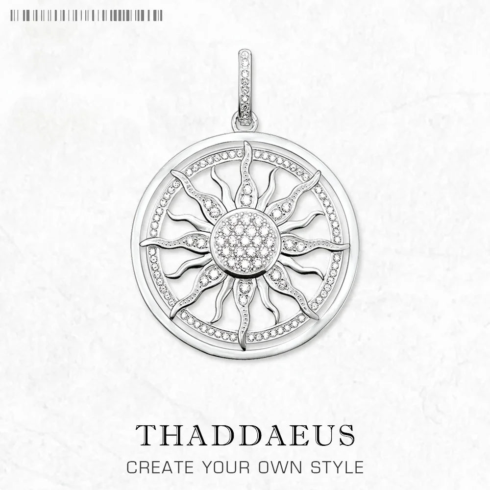 Damen-Charm-Anhänger Sonne Amulett weißer CZ Pavé aus Sterlingsilber