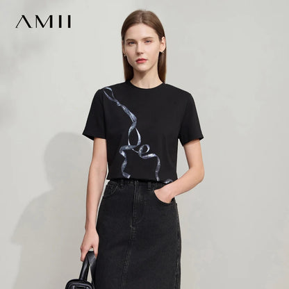 Damen T-Shirt im Minimalismus-Stil mit coolem Druck aus antimikrobieller Baumwolle