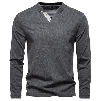 Dunkelgraues Henley-Langarmshirt mit V-Ausschnitt, Knopfleiste und geradem Saum