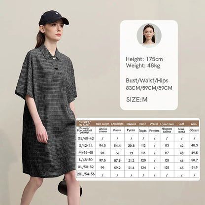Zeitloses Karo Midikleid Mit Reverskragen Für Elegante Damen