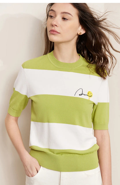 Damen Sommer-T-Shirt im Minimalismus-Stil mit gestreiftem Lächeln-Gesicht