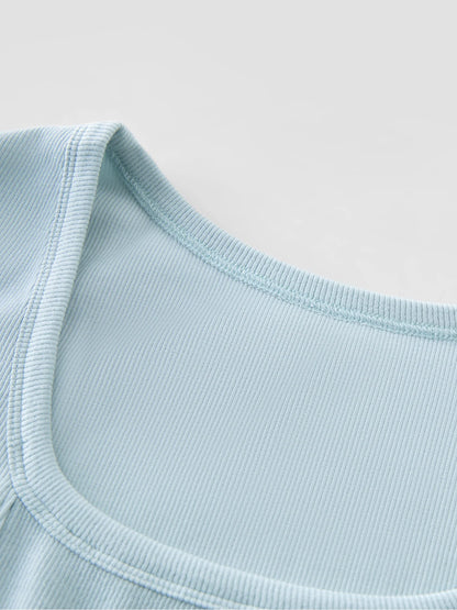 Kurzärmeliges Damen-T-Shirt aus Lyocell mit V-Ausschnitt und Metallperlen-Details – vielseitig und lässig für den Sommer