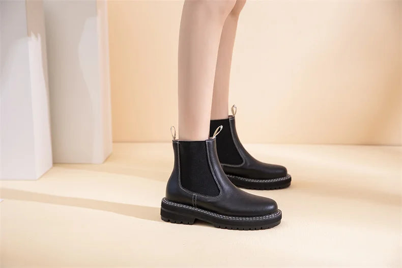 Women Winter Boots Sued Genuine Leather  New Fashion British Style Women Chelsea Boots Large Size 41　42　43 Female Ankle Boots