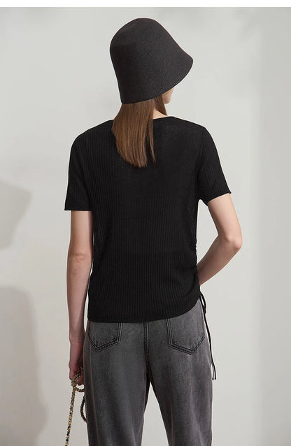 Schwarzer Damen-Pullover mit Rundhalsausschnitt und Kurzarm, Rippstrick (Rückansicht)