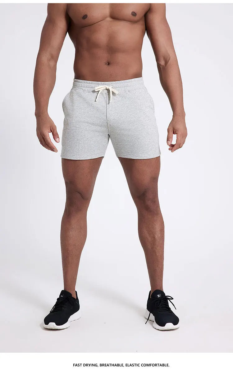 Lässige Herren-Arbeitsshorts mit mehreren Taschen und mittlerer Länge – ideal für den Sommer.