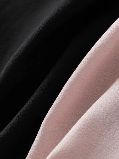 Elegante schwarze Bluse mit französischem Flair und figurformender Silhouette – Sommer-Textur für große Größen