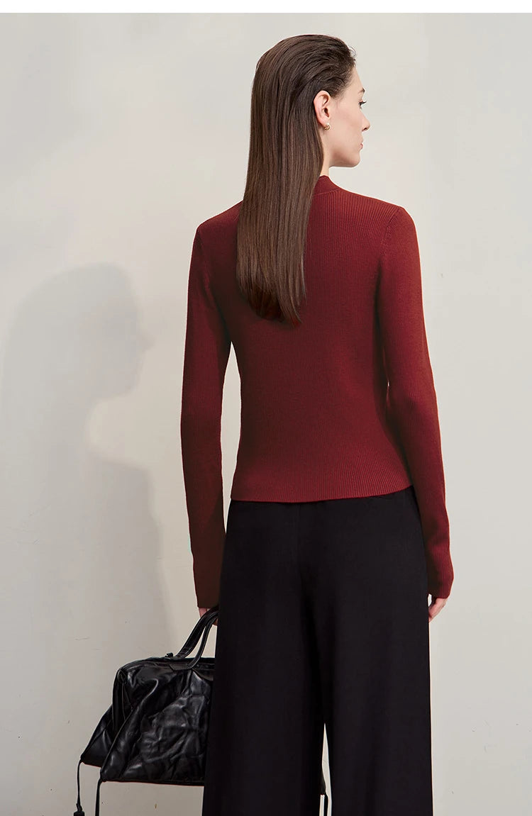 Bordeauxroter Damenpullover mit Cheongsam-Kragen, langärmlig, schmal geschnitten, Rückansicht