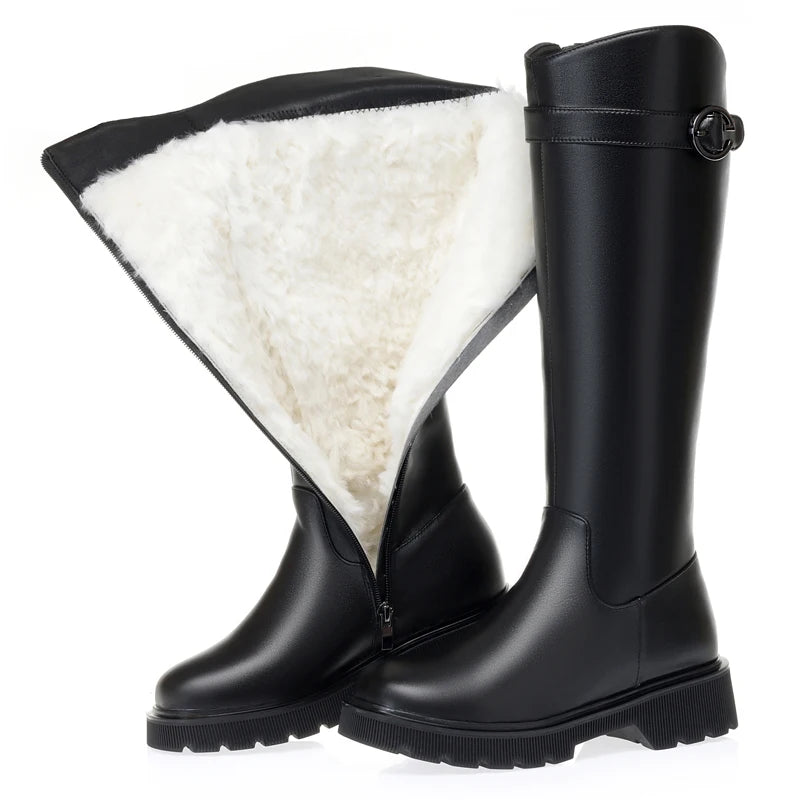 Schwarzer Winter-Reitstiefel mit Wollfutter, Schnalle und Profilsohle